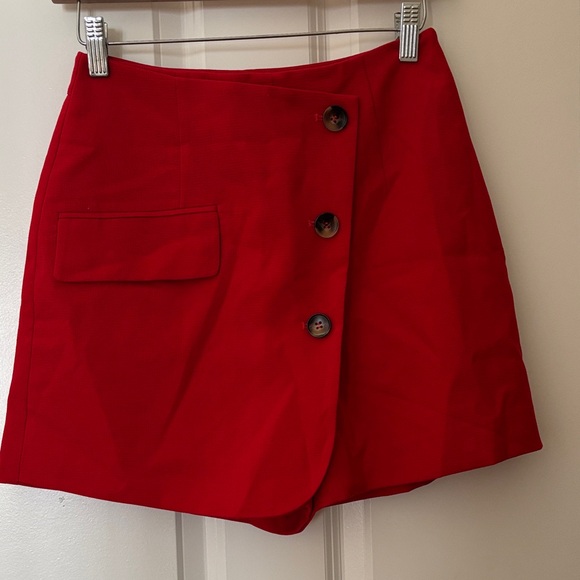 Stylish Red Mini Skirt - Picture 1 of 6
